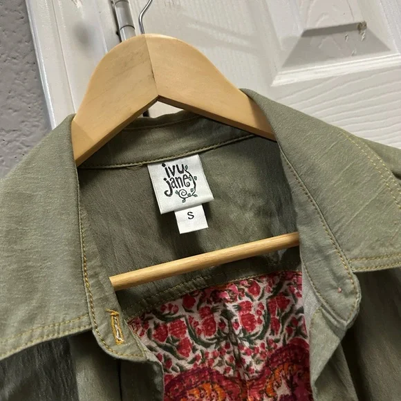 Ivy Jane Olive Green Utility Jacket - Picture 3 of 4